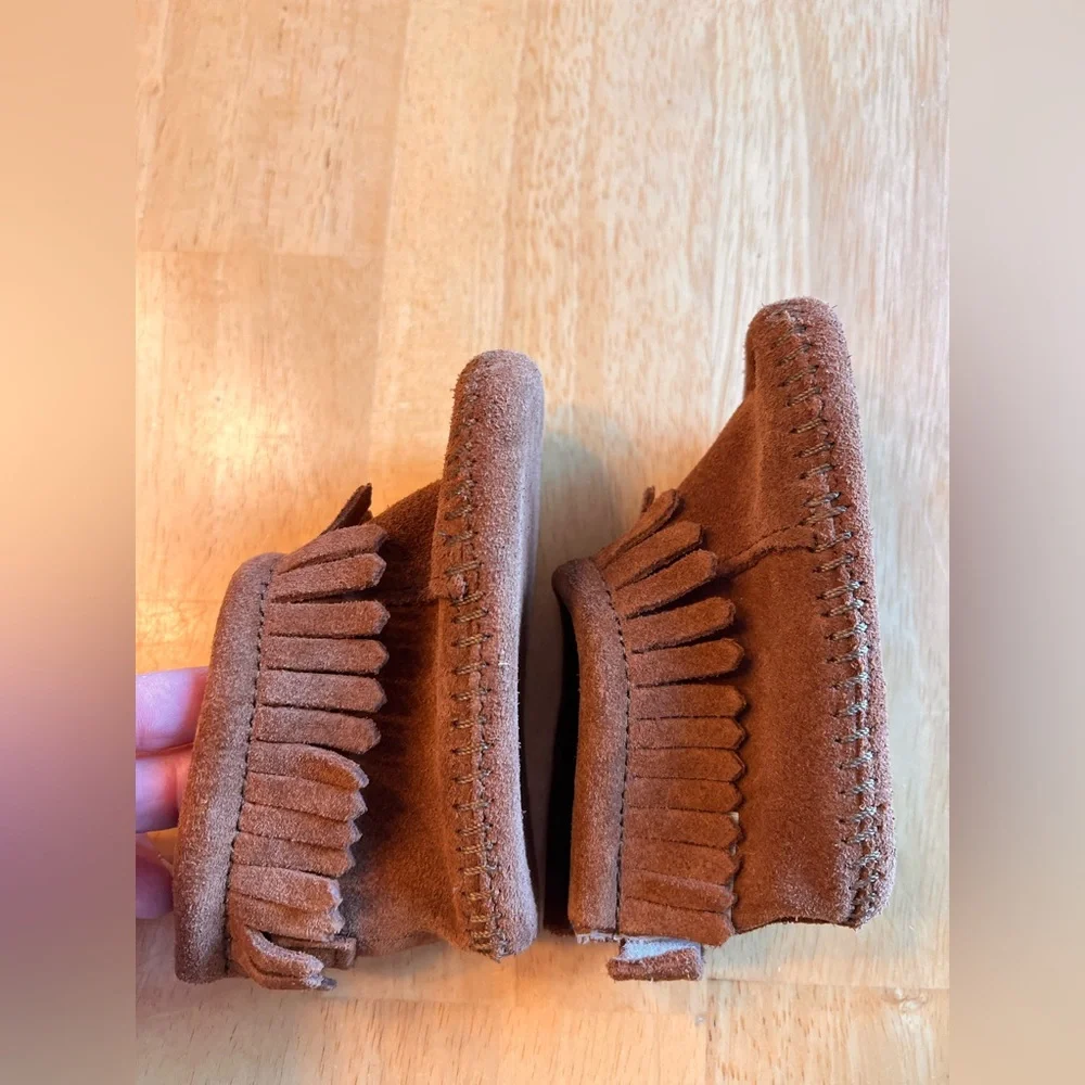 Minnetonka Kids Brown Fringe Moccasins 3